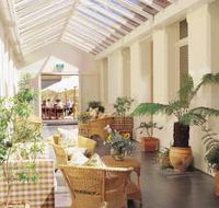 AnsoniA on Lydiard - Accommodation Redcliffe