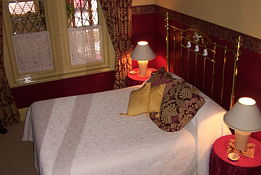 Triune House Bed And Breakfast - Accommodation Redcliffe 0