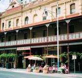 Plaza Hotel - Accommodation Redcliffe