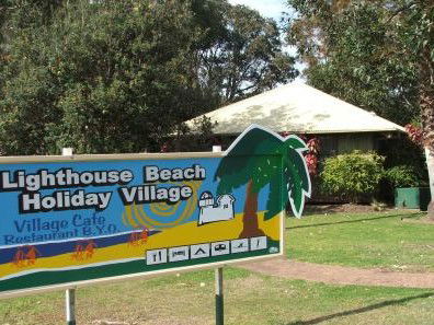 Lighthouse Beach Holiday Village - Accommodation Redcliffe 2