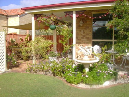 Angels Beach Lodge - Accommodation Redcliffe 1