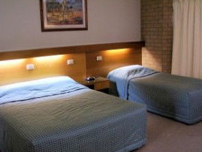 The Great Eastern Motor Inn - Accommodation Redcliffe 1