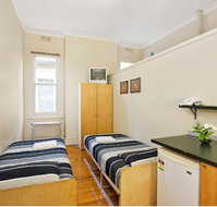 Cambridge Lodge - Accommodation Redcliffe