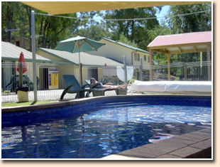 Snow View Holiday Units - Accommodation Redcliffe 0