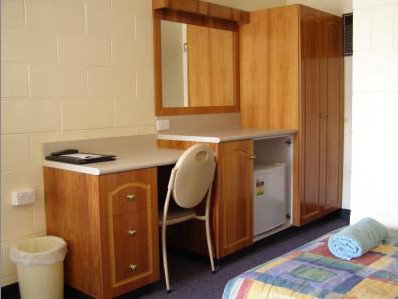 All Seasons Motor Lodge - Accommodation Redcliffe 2