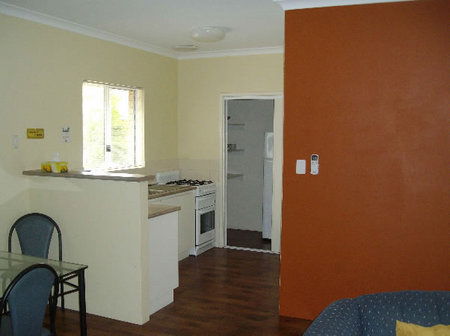 Gale Street Motel And Villas - Accommodation Redcliffe 2