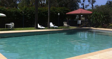 Edgewater Holiday Park - Accommodation Redcliffe 1