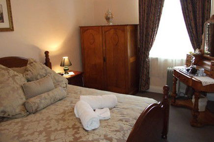 Beaufort House - Accommodation Redcliffe 1