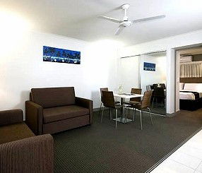 Cairns Colonial Club Resort - Accommodation Redcliffe 2