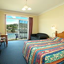 Clan Lakeside Lodge - Accommodation Redcliffe 6