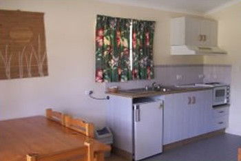 St Lawrence QLD Accommodation Redcliffe