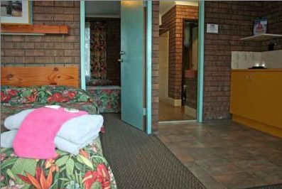 Bayside Motel - Accommodation Redcliffe 2