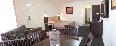 Charles Sturt Motor Inn - Accommodation Redcliffe 2