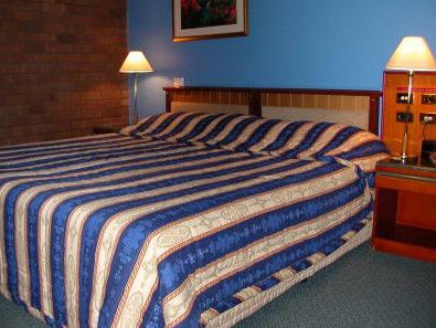 Matador Motor Inn - Accommodation Redcliffe 0
