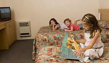 Oriana Motor Inn - Accommodation Redcliffe 0