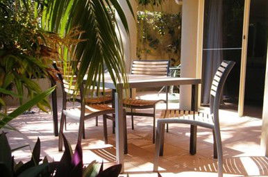 Clarks Beach Apartment - Accommodation Redcliffe 0
