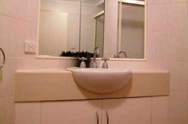 Clarks Beach Apartment - Accommodation Redcliffe 1