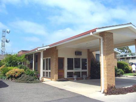 Bega Village Motor Inn - Accommodation Redcliffe 2