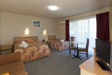 Best Western Reef Motor Inn - Accommodation Redcliffe 1