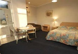 Orange Motor Lodge - Accommodation Redcliffe 0