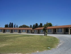 Stansbury Holiday Motel - Accommodation Redcliffe 1