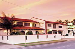 Illawong Beach QLD Accommodation Redcliffe