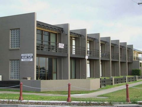 Centreport Units - Accommodation Redcliffe 0