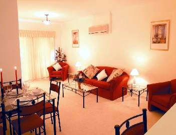 Starwest Alderney On Hay Apartments - Accommodation Redcliffe 3