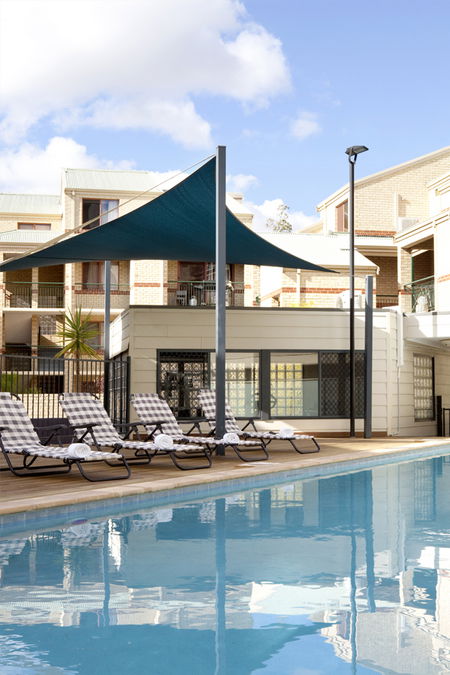 Mont Clare Boutique Apartments - Accommodation Redcliffe 4