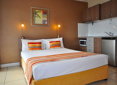 Waters Edge The Strand - Townsville - Accommodation Redcliffe 1