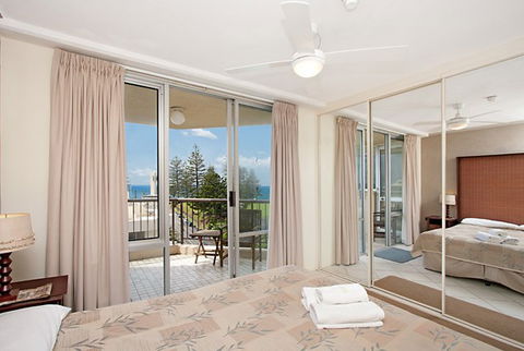 Rainbow Commodore Holiday Apartments - Accommodation Redcliffe 2