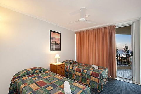 Rainbow Commodore Holiday Apartments - Accommodation Redcliffe 3
