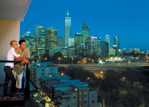 Mounts Bay Waters Apartments - Accommodation Redcliffe 3
