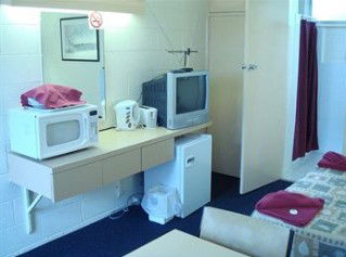 Motel Maroondah - Accommodation Redcliffe 1
