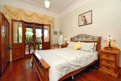 Above Bored Bed And Breakfast - Accommodation Redcliffe 0