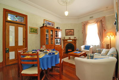Above Bored Bed And Breakfast - Accommodation Redcliffe 3