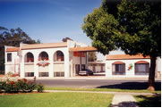 El Toro Motel - Accommodation Redcliffe 0