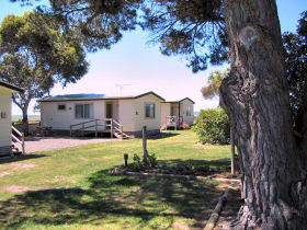 Millicent Hillview Caravan Park - Accommodation Redcliffe 0