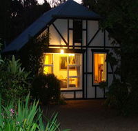Riddlesdown Cottage - Accommodation Redcliffe