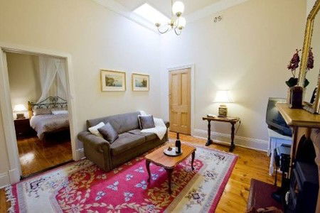 Trafalgar On The Strand - Accommodation Redcliffe 1