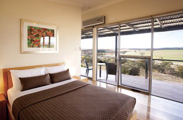 Barossa Pavilions - Accommodation Redcliffe 2
