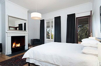 Strathalbyn Villas - Accommodation Redcliffe 1