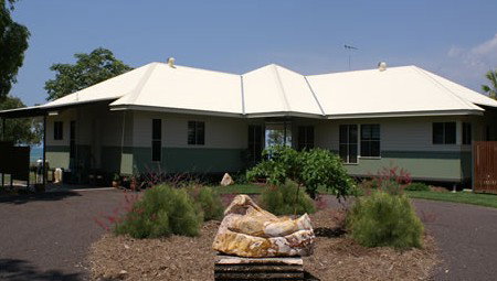 Bed And Breakfast Lure Inn - Accommodation Redcliffe 2
