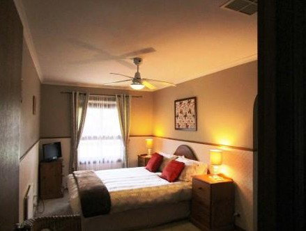 Southern Vales Bed And Breakfast - Accommodation Redcliffe 0