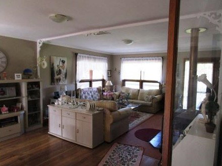 Southern Vales Bed And Breakfast - Accommodation Redcliffe 1