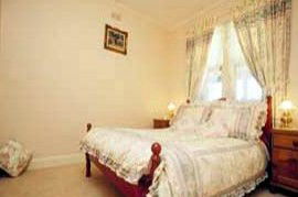 Little Undermount - Accommodation Redcliffe 0