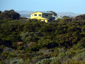 Ark Bed And Breakfast - Accommodation Redcliffe 5