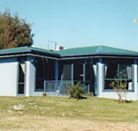 Homelea Accommodation Spa Cottage and Apartments - Accommodation Redcliffe