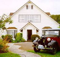 Inglenook by the Sea - Accommodation Redcliffe