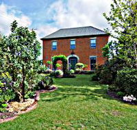 Mrs Currie's House BB - Accommodation Redcliffe